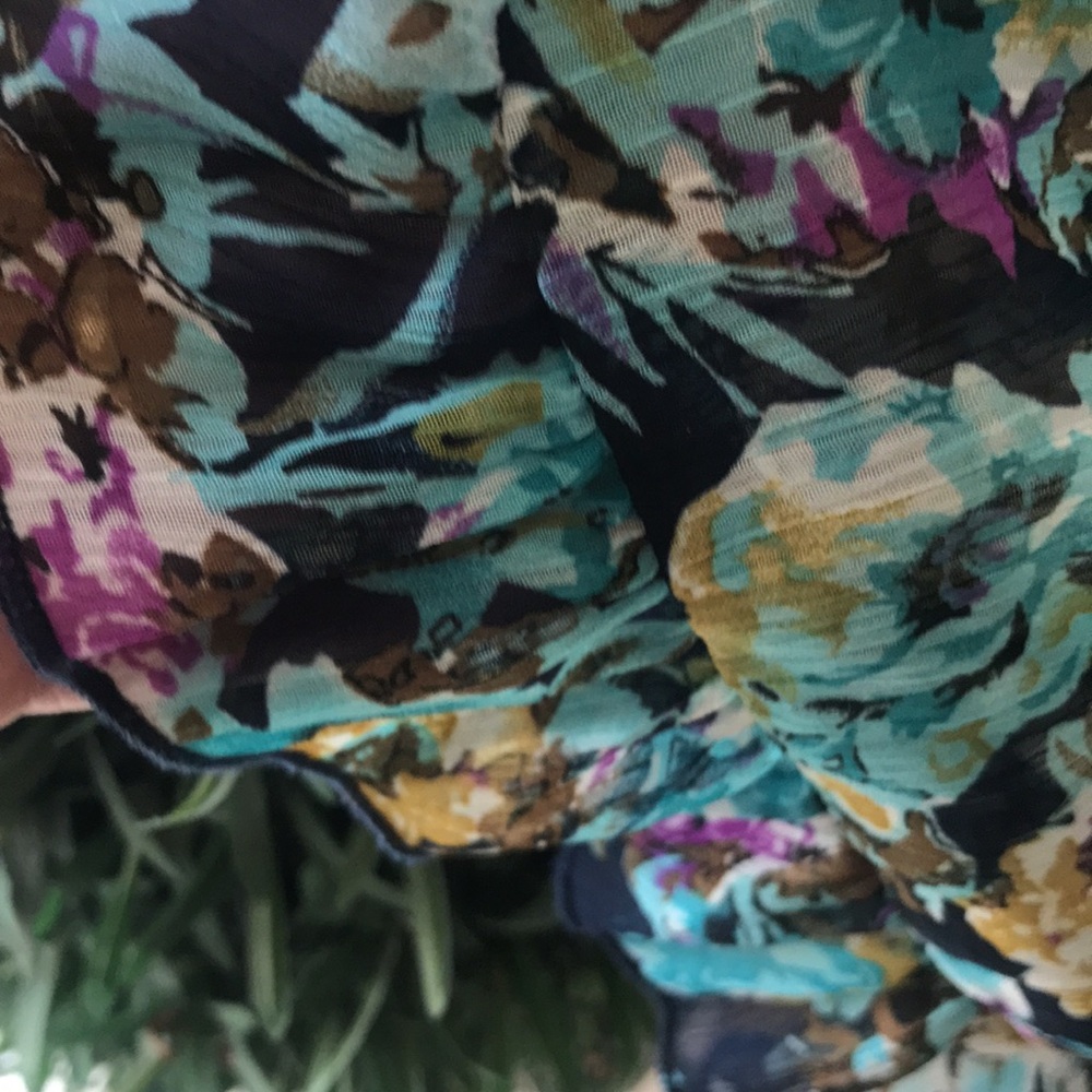 Poetry In Motion Double Ruffled S/S Blouse - Picture 9 of 10
